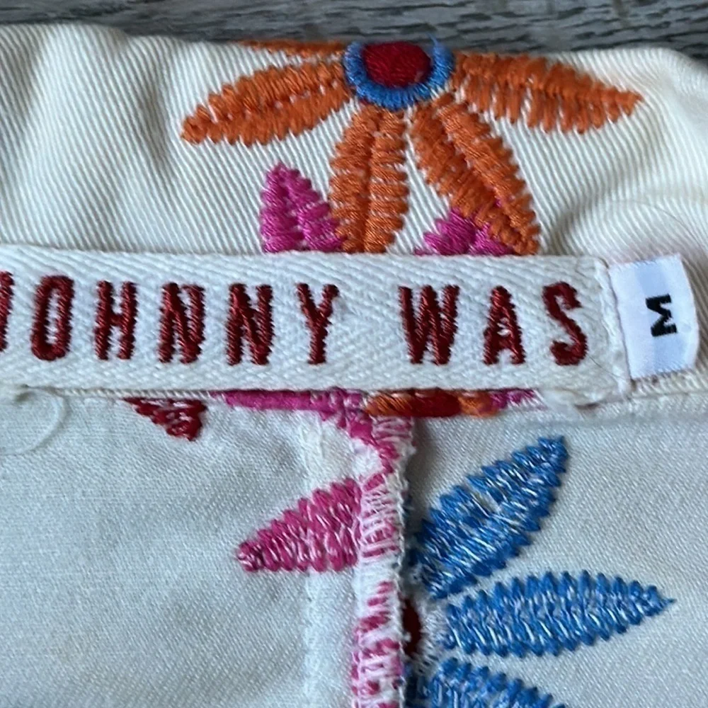 Johnny Was jacket tan blazer embroidered floral multicolored size medium